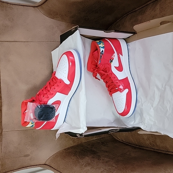 Air Jordan 1 Mid "Barcelona Sweater" - Picture 9 of 14